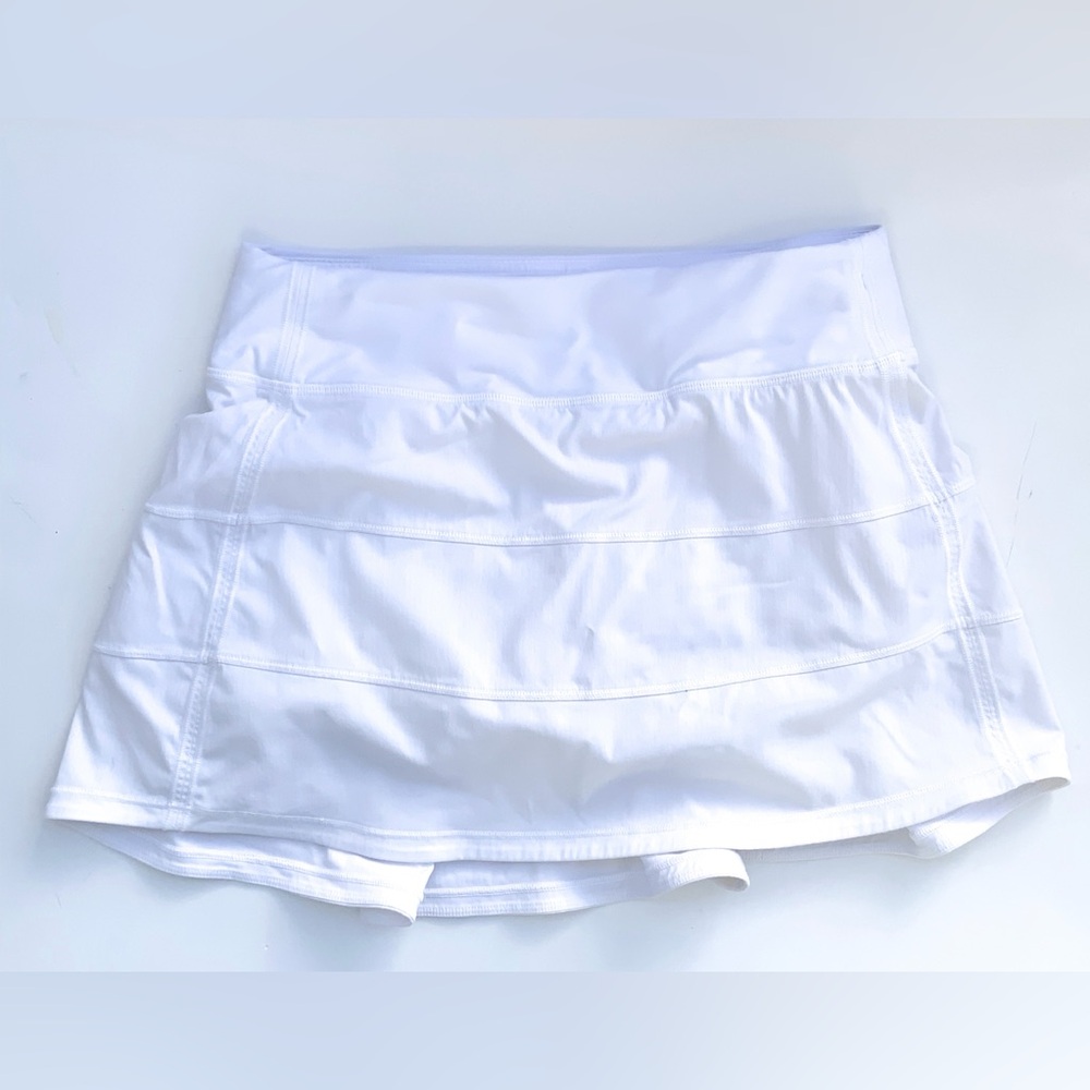 Lululemon White Skort Skirt Size 4 LW8A85T